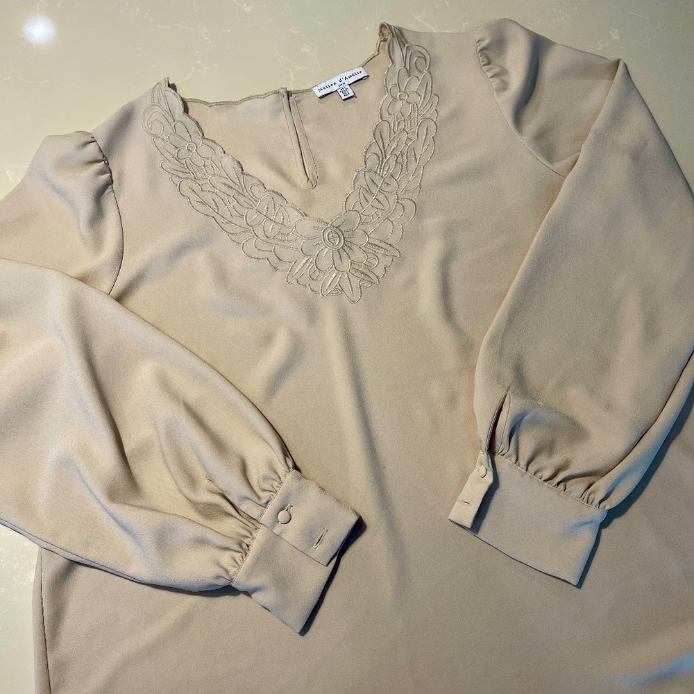 Maison d’Amélie Long Sleeve Blouse - Size L
